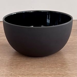 Vintage Wedgwood Black Basalt Bowl 4.75” W , 2.5”‎ H